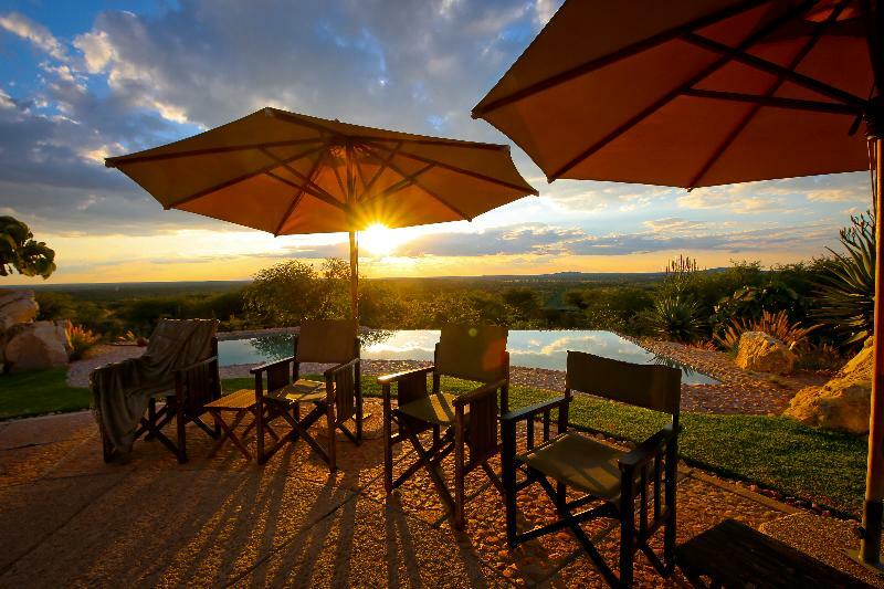 Otjiwa Safari Lodge Очиваронго Екстер'єр фото